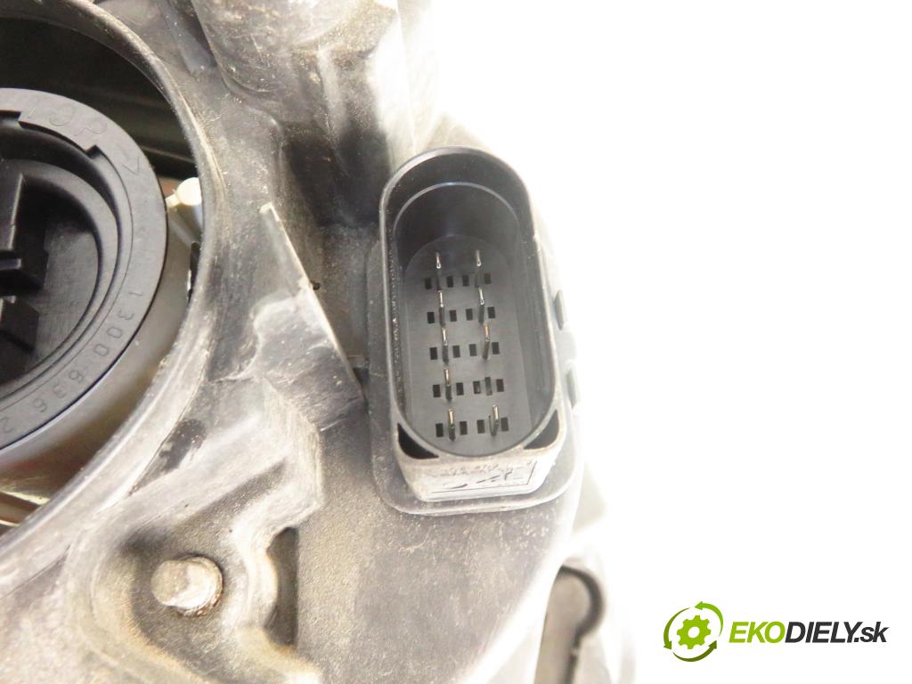 VW TOURAN (1T1, 1T2) MINIVAN 2004 74,00 1.9 TDI PD 100 - AVQ 1896,00 Svetlo LP 1T0941005D ; 0301205201