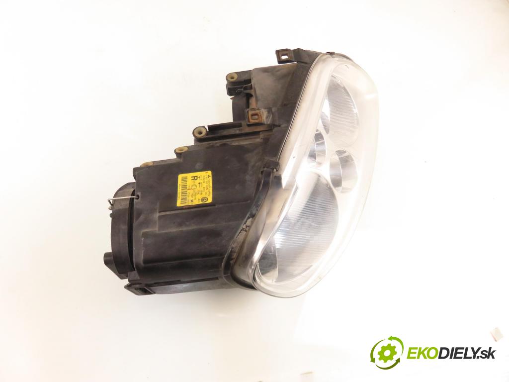VW TOURAN (1T1, 1T2) MINIVAN 2004 74,00 1.9 TDI PD 100 - AVQ 1896,00 Svetlo PP 0301205202 ; 1T0941006D