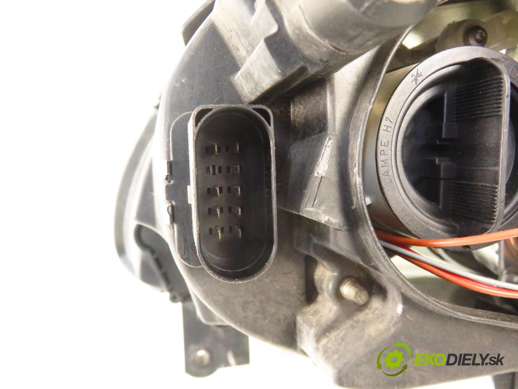 VW TOURAN (1T1, 1T2) MINIVAN 2004 74,00 1.9 TDI PD 100 - AVQ 1896,00 Svetlo PP 0301205202 ; 1T0941006D