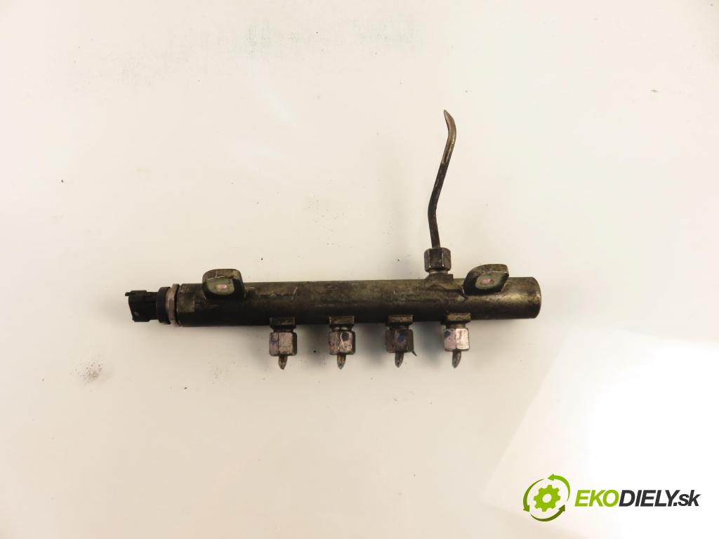 ALFA ROMEO GT (937_) COUPE 2005 110,00 1.9 JTD - 937 A5.000 1910,00 Lišta vstrekovacia 0445214058 ; 55197372 ; 0281002706 (Vstrekovacia lišta)