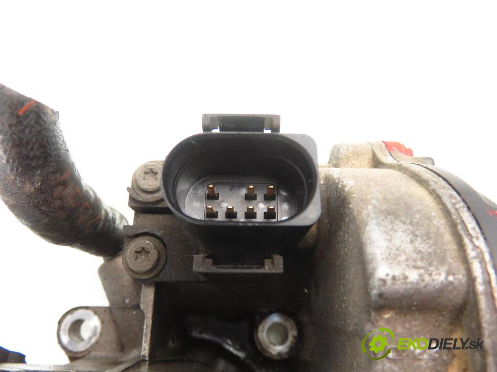 VW POLO (6N1) HB 1998 44,00 60 1.4 - AKV 1390,00 Škrtiaca klapka 030133064F (Škrtiaca klapka)