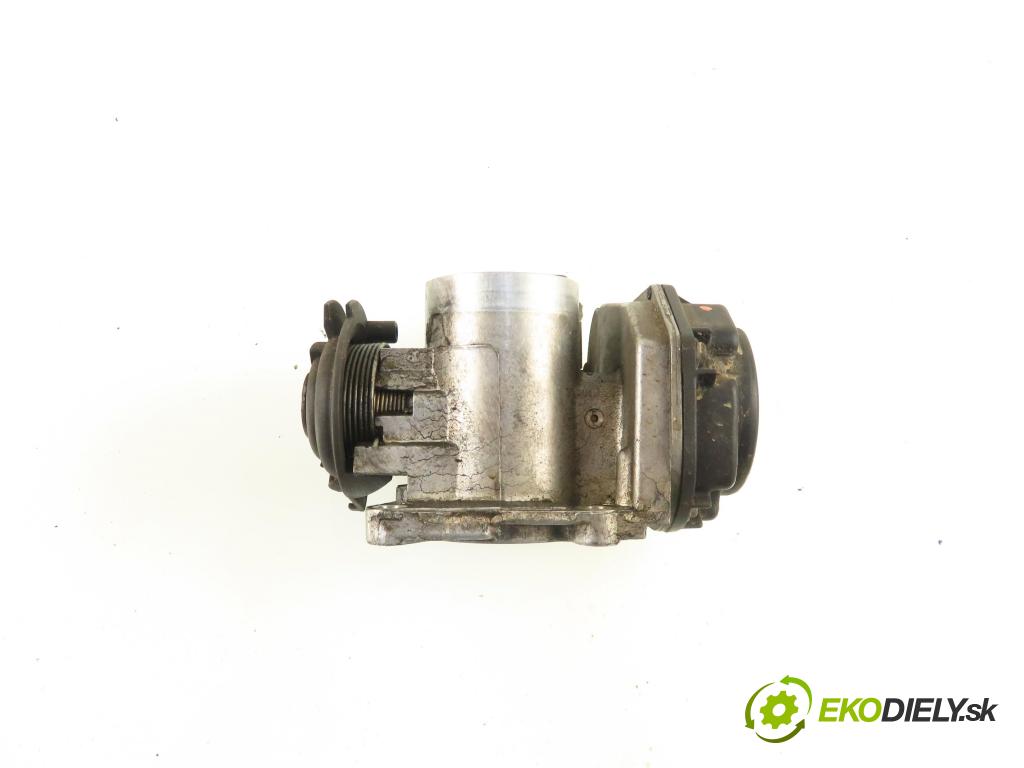 VW POLO (6N1) HB 1998 44,00 60 1.4 - AKV 1390,00 Škrtiaca klapka 030133064F (Škrtiaca klapka)