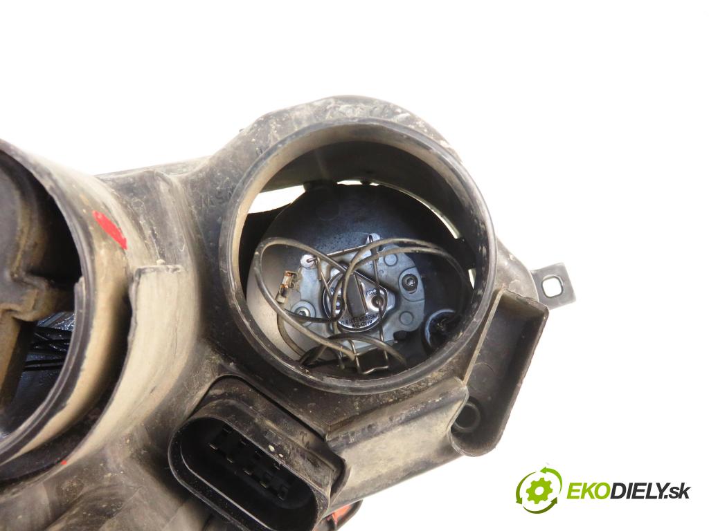 VW POLO (9N_) HB 2003 40,00 1.2 6V 54 - AWY 1198,00 Svetlo PP 89306849