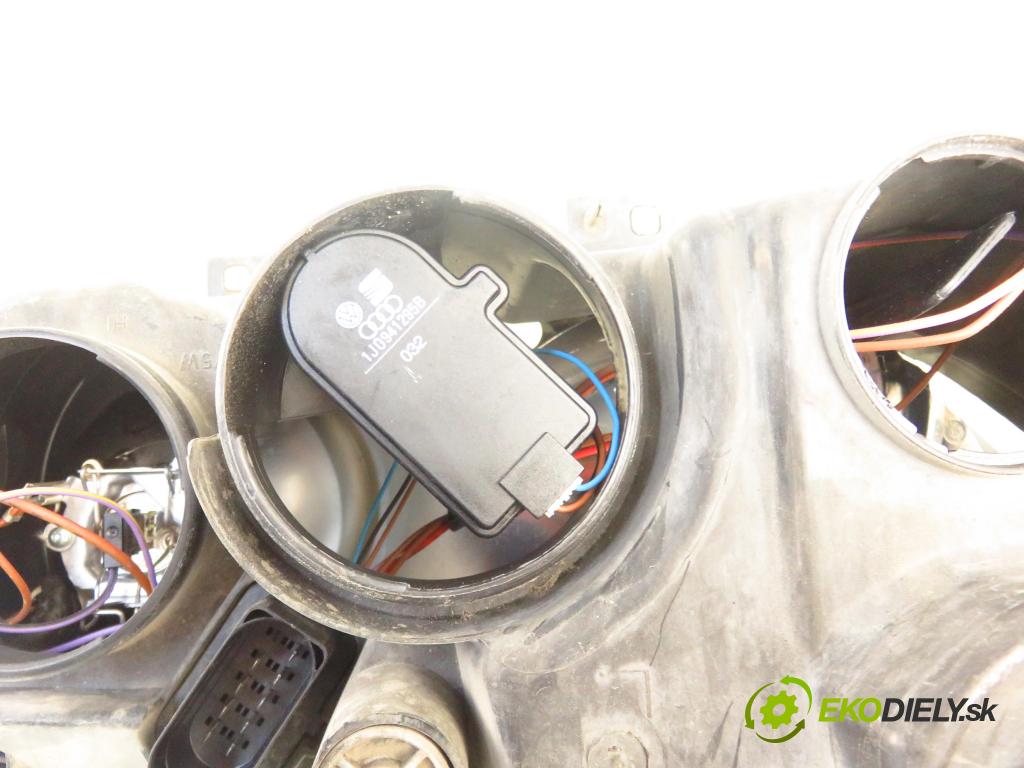 VW POLO (9N_) HB 2003 40,00 1.2 6V 54 - AWY 1198,00 Svetlo LP 6Q1941007AF
