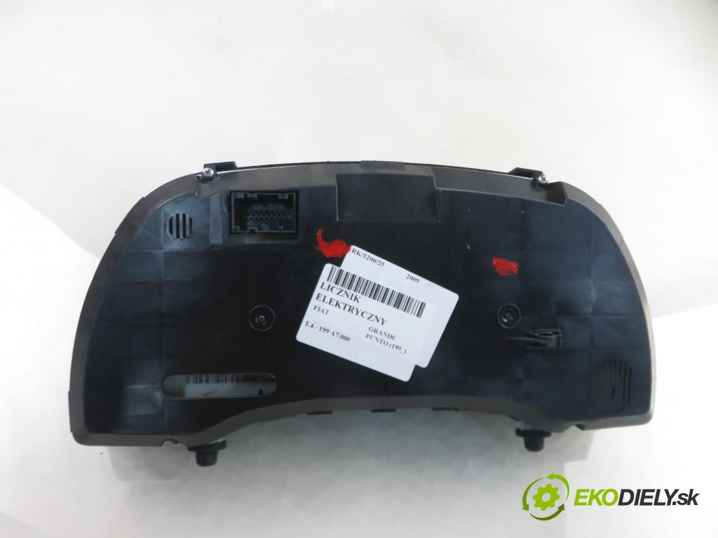 FIAT GRANDE PUNTO (199_) HB 2009 55,00 1.4 - 199 A7.000 1368,00 prístrojovka elektrický 503001105900 ; 51803092