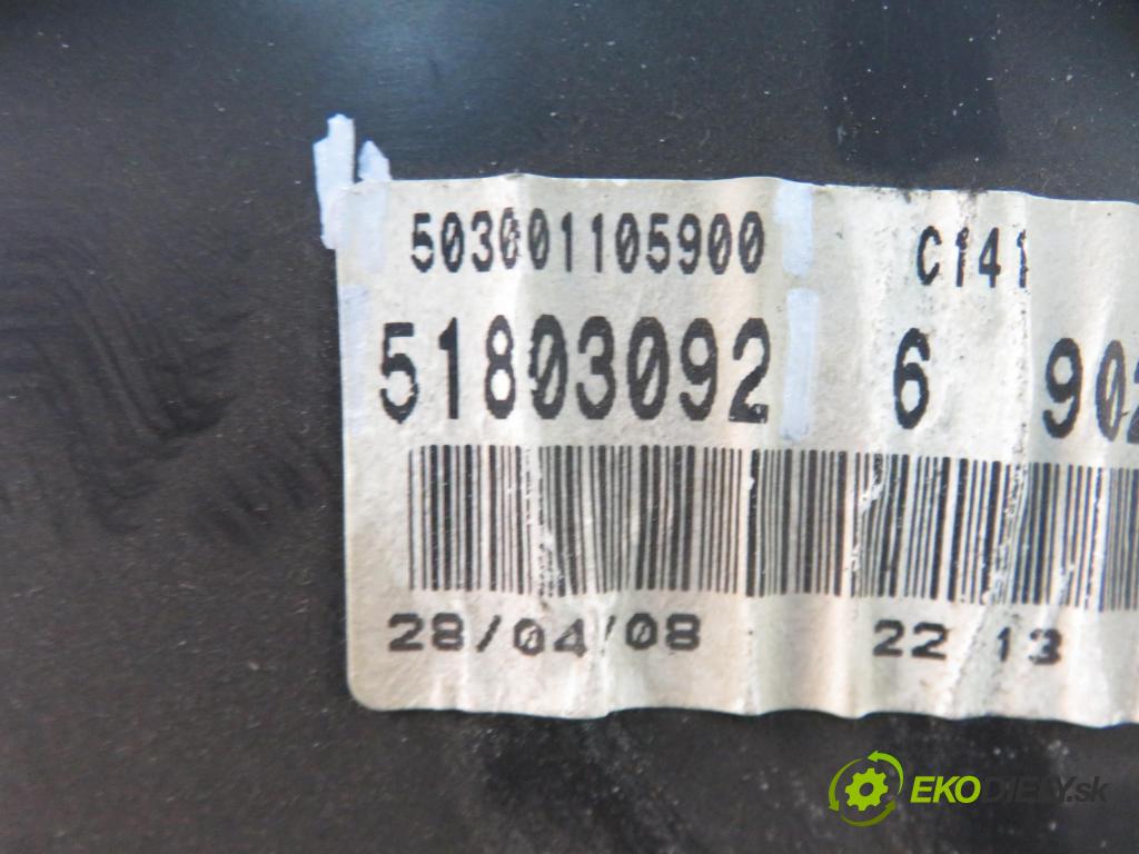 FIAT GRANDE PUNTO (199_) HB 2009 55,00 1.4 - 199 A7.000 1368,00 prístrojovka elektrický 503001105900 ; 51803092