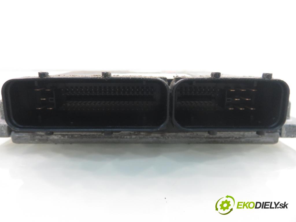 SKODA FABIA I (6Y2) HB 2003 55,00 1.4 16V - BBY 1390,00 Riadiaca jednotka Motor 036906034CB ; IAW4MVCB ; 6160065809