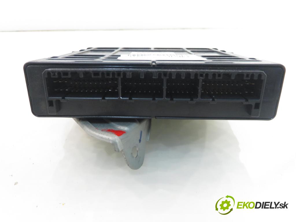MITSUBISHI OUTLANDER I (CU_W) SUV 2005 100,00 2.0 (CU2W) - 4G63 (DOHC 16V) 1997,00 Riadiaca jednotka Motor 1860A154
