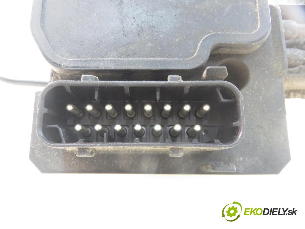 VW PASSAT B5.5 (3B3) SEDAN 2000 96,00 1.9 TDI PD 130 - AVF 1896,00 Pumpa ABS 0265202401 ; 8E0614111T (Pumpa ABS)