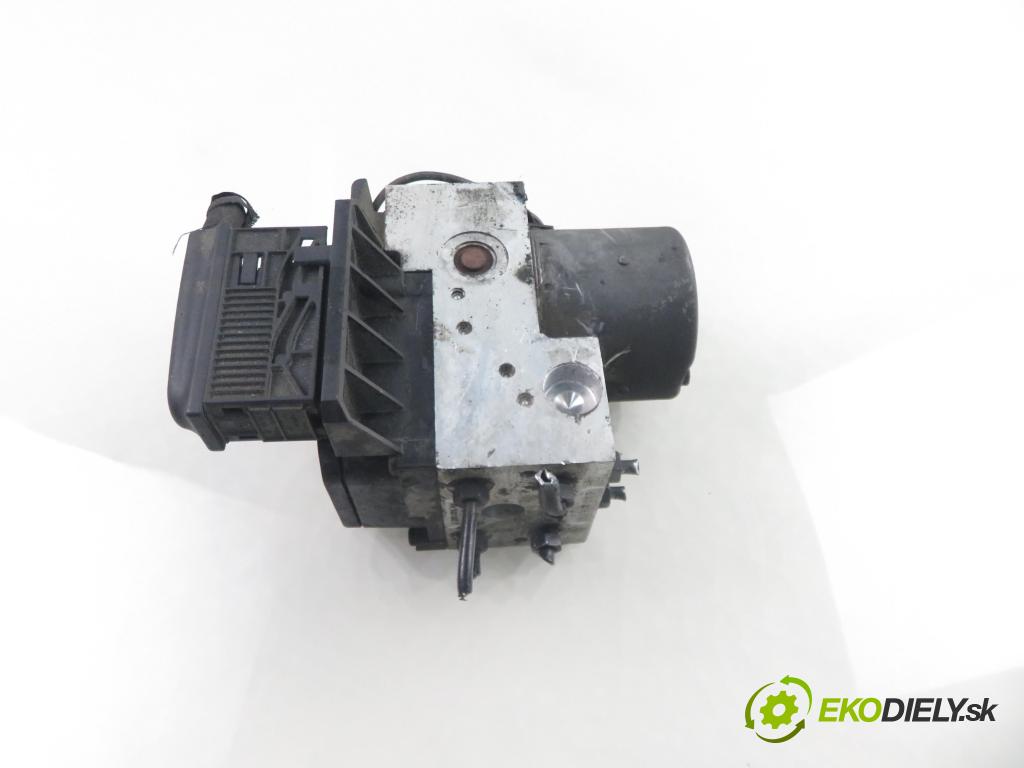 VW PASSAT B5.5 (3B3) SEDAN 2000 96,00 1.9 TDI PD 130 - AVF 1896,00 Pumpa ABS 0265202401 ; 8E0614111T (Pumpa ABS)