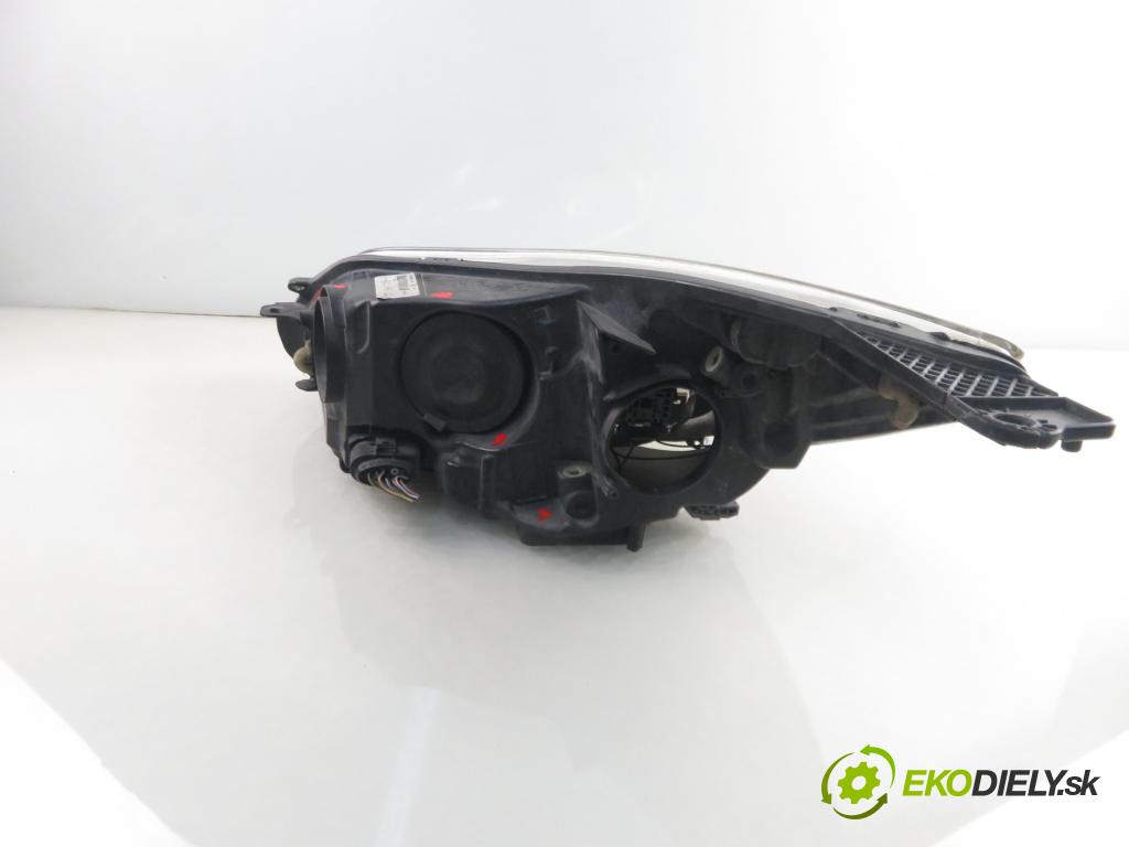 FORD FOCUS III HB 2011 85,00 1.6 TDCi - T1DA 1560,00 Svetlo PP BM5113W029NB