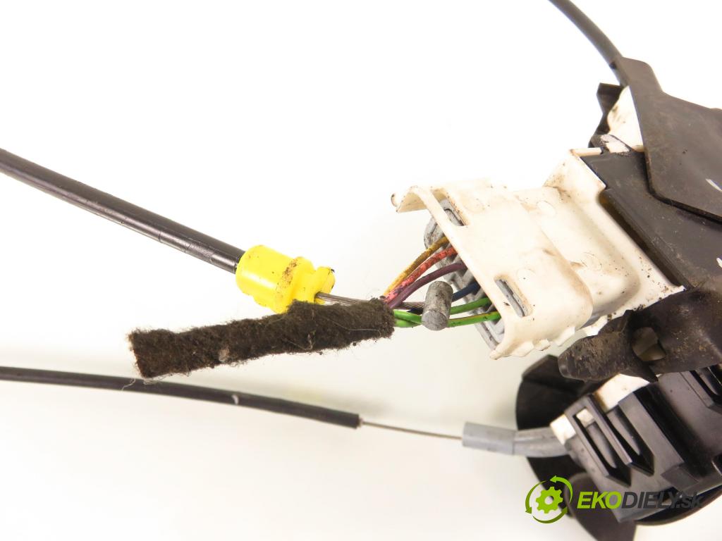 CITROEN C4 coupe (LA_) HB 2007 80,00 1.6 HDi - 9HZ (DV6TED4) 1560,00 zámok PPE 9683416980