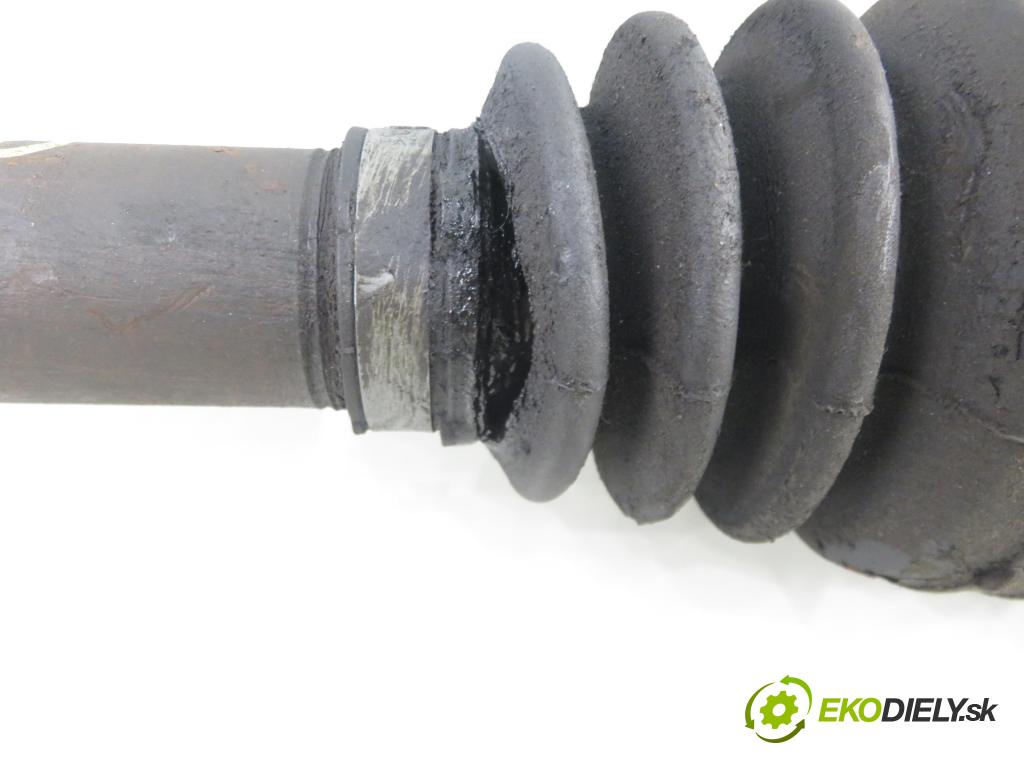 FORD FOCUS III HB 2011 85,00 1.6 TDCi - T1DA 1560,00 Poloos PP