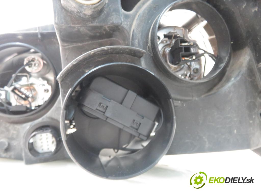 FIAT PUNTO (188_) HB 2005 44,00 1.2 60 - 188 A4.000 1242,00 Svetlo PP