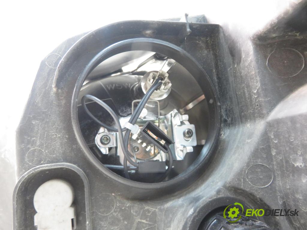 FIAT PUNTO (188_) HB 2005 44,00 1.2 60 - 188 A4.000 1242,00 Svetlo PP