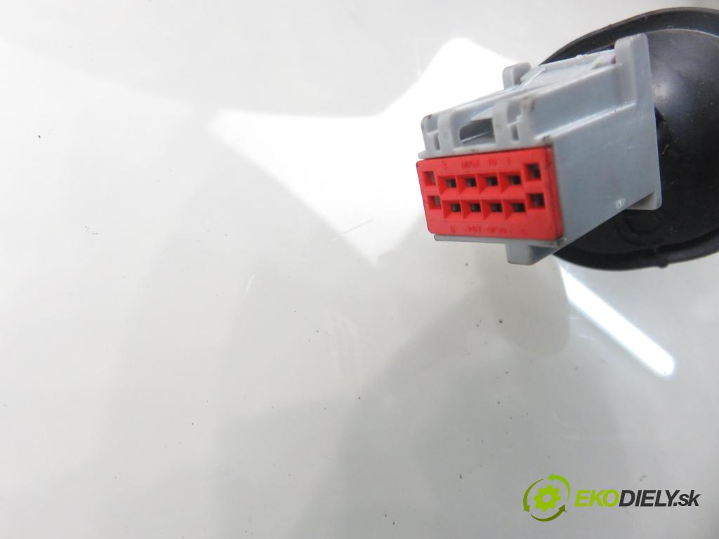 FORD FIESTA VI (CB1,CCN) HB 2009 51,00 1.4 TDCi - F6JD 1399,00 zpětné zrcátko LE