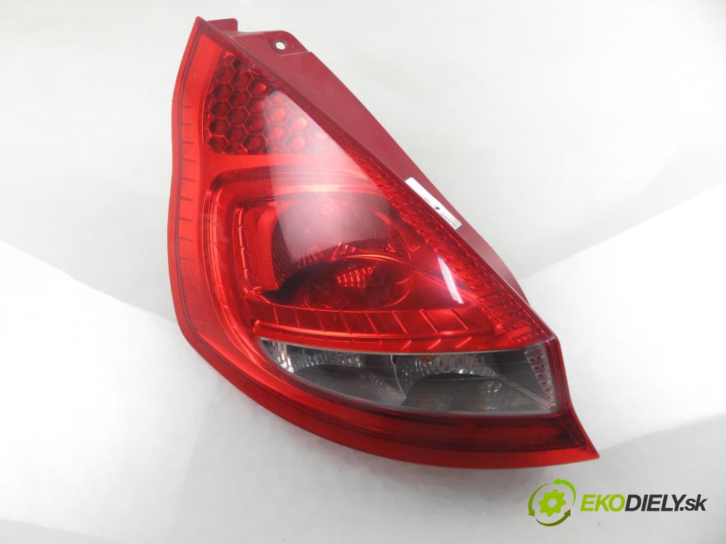 FORD FIESTA VI (CB1,CCN) HB 2009 51,00 1.4 TDCi - F6JD 1399,00 světlo levé zadní 8A6113405AC