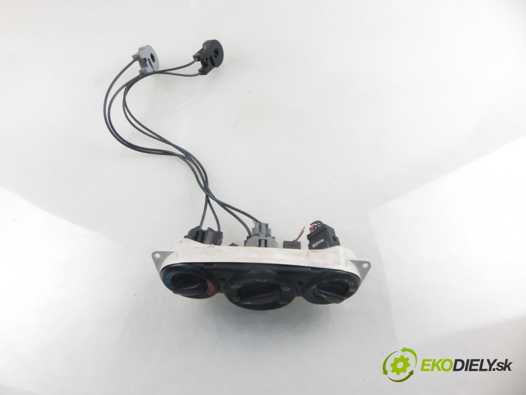 FORD FOCUS (DAW, DBW) HB 2000 55,00 1.4 16V - FXDC 1388,00 Panel kúrenia KLIMATIZACE: 98AB18C419AE