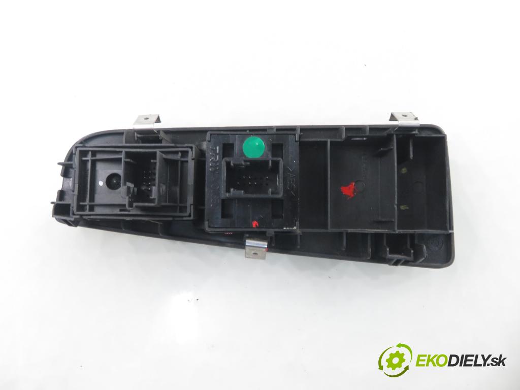 FIAT BRAVO II (198_) HB 2008 88,00 1.9 D Multijet - 192 A8.000 1910,00 Panel ovládania okien 735380453 ; 735423372