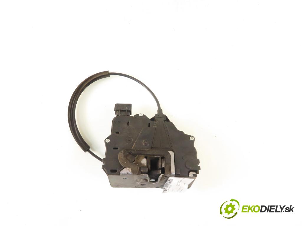 FIAT GRANDE PUNTO (199_) HB 2009 55,00 1.4 - 199 A7.000 1368,00 zámok 51797557