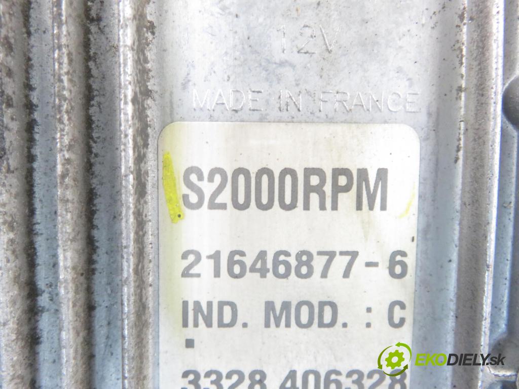 RENAULT CLIO II (BB_, CB_) HB 2002 55,00 1.2 16V (BB05, BB0W, BB11, BB27, BB2T, BB2U, BB2V, 1149,00 Riadiaca jednotka Motor 8200153834 ; 8200187028