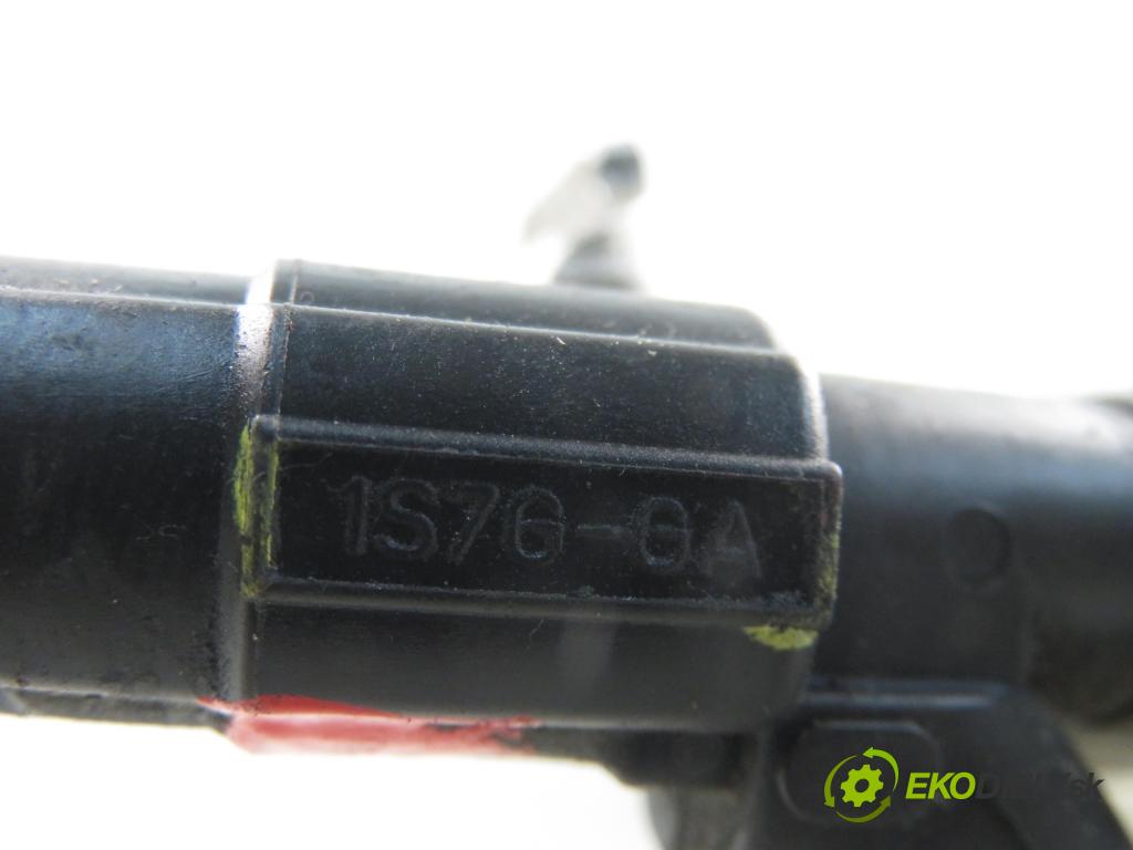 FORD FOCUS C-MAX (DM2) MINIVAN 2005 92,00 1.8 - QQDB 1798,00 Lišta vstrekovacia 4M5G9D280DA ; 1S7GGA ; 0280156154 (Vstrekovacia lišta)