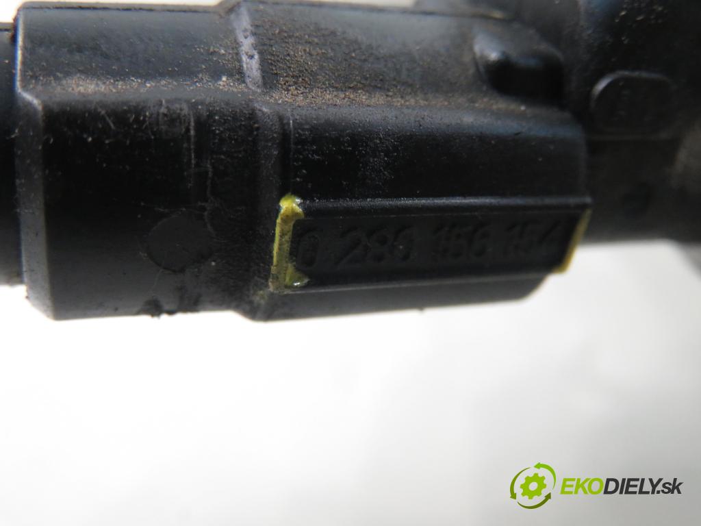 FORD FOCUS C-MAX (DM2) MINIVAN 2005 92,00 1.8 - QQDB 1798,00 Lišta vstrekovacia 4M5G9D280DA ; 1S7GGA ; 0280156154 (Vstrekovacia lišta)