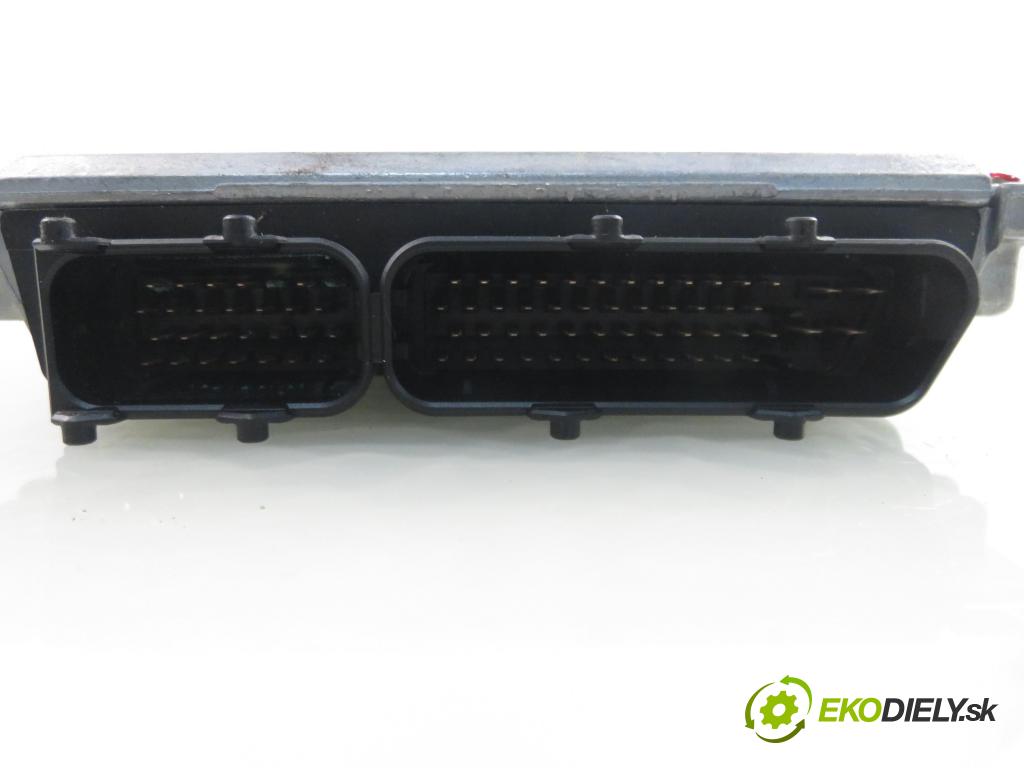 AUDI A4 (8D2, B5) SEDAN 2000 81,00 1.9 TDI 110 - AFN 1896,00 Riadiaca jednotka Motor 038906018EK ; 0281001961