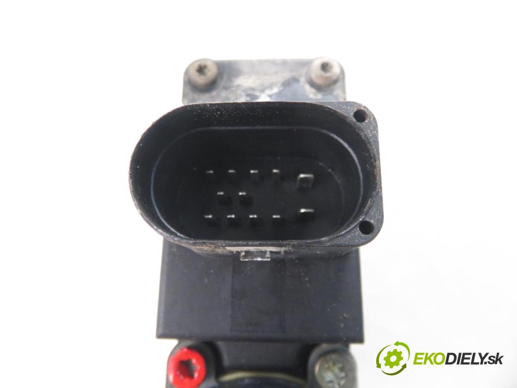 AUDI A3 (8L1) HB 2002 75,00 1.6 8V 102 - BFQ 1595,00 motorek sťahovaní oken LP 8L4959801C