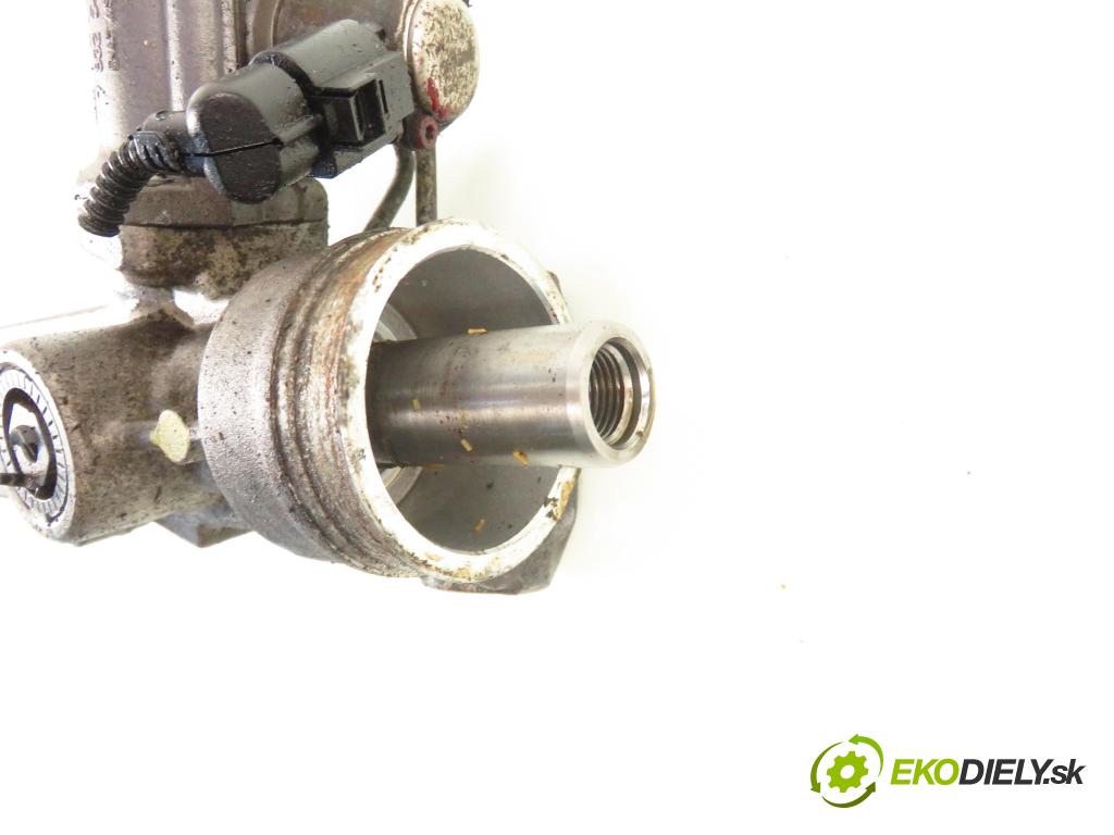 AUDI A4 Avant (8K5, B8) KOMBI 2009 118,00 1.8 TFSI - CDHB 1798,00 Riadenie ZE riadením 8T1422065P ; 7831993124