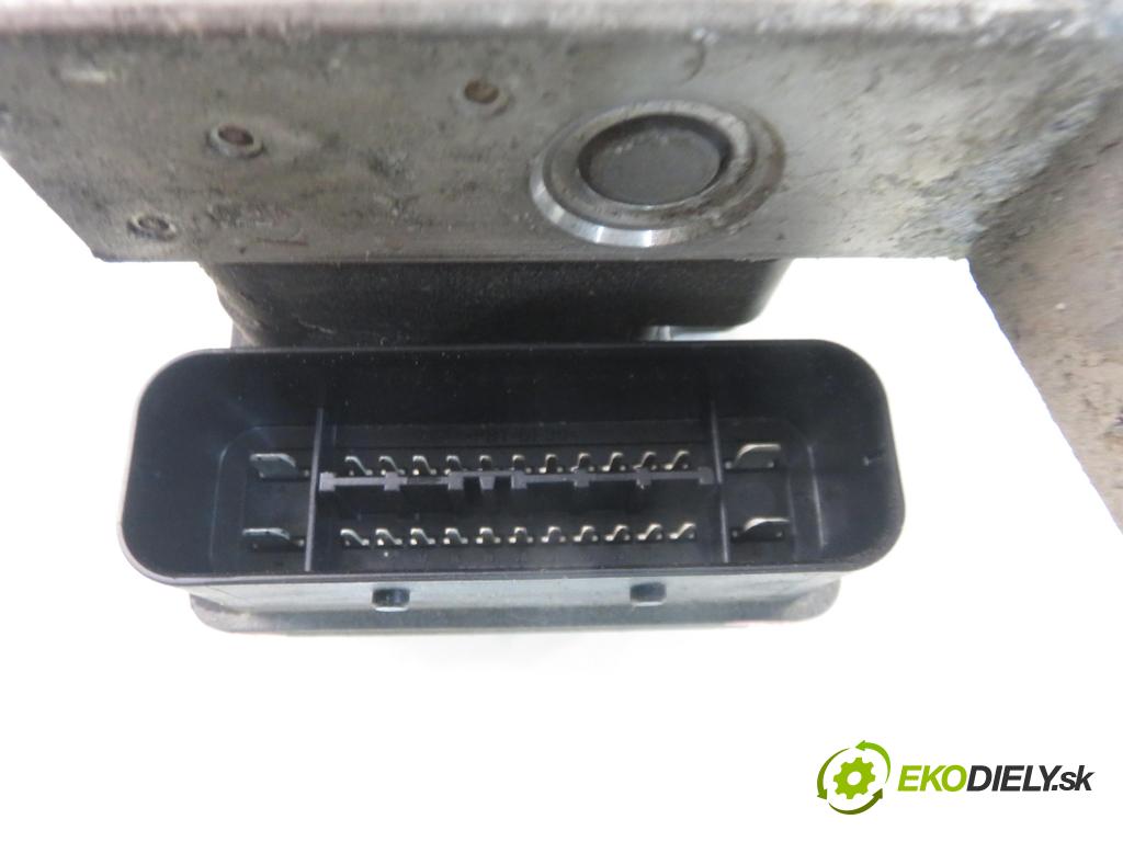 FORD FOCUS C-MAX (DM2) MINIVAN 2003 80,00 1.6 TDCi 109 - G8DA 1560,00 pumpa ABS 1009701083 ; 5WK84102 (Pumpa ABS)
