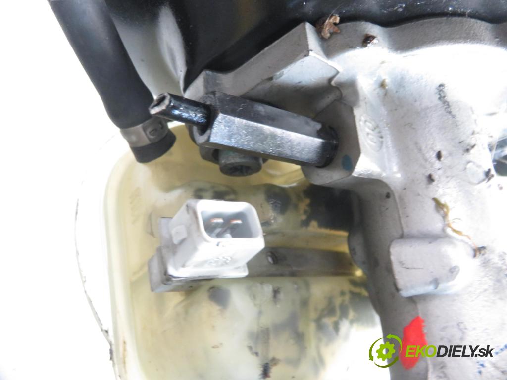 VW PASSAT B5.5 (3B3) SEDAN 2000 96,00 1.9 TDI PD 130 - AVF 1896,00 posilovač 4B3612105A (Servočerpadlo)