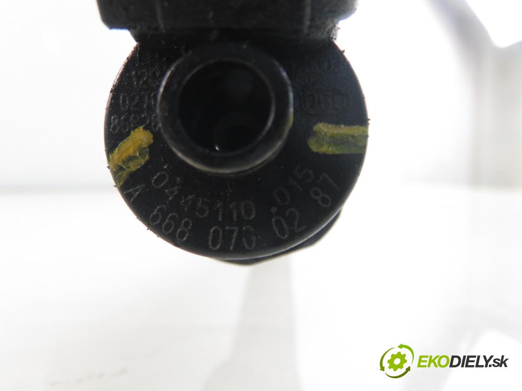 MERCEDES-BENZ KLASA A (W168) HB 2002 70,00 A 170 CDI 95 - OM 668.942 1689,00 vstrekovač 0445110015 ; 6680700287 (Vstrekovač paliva)