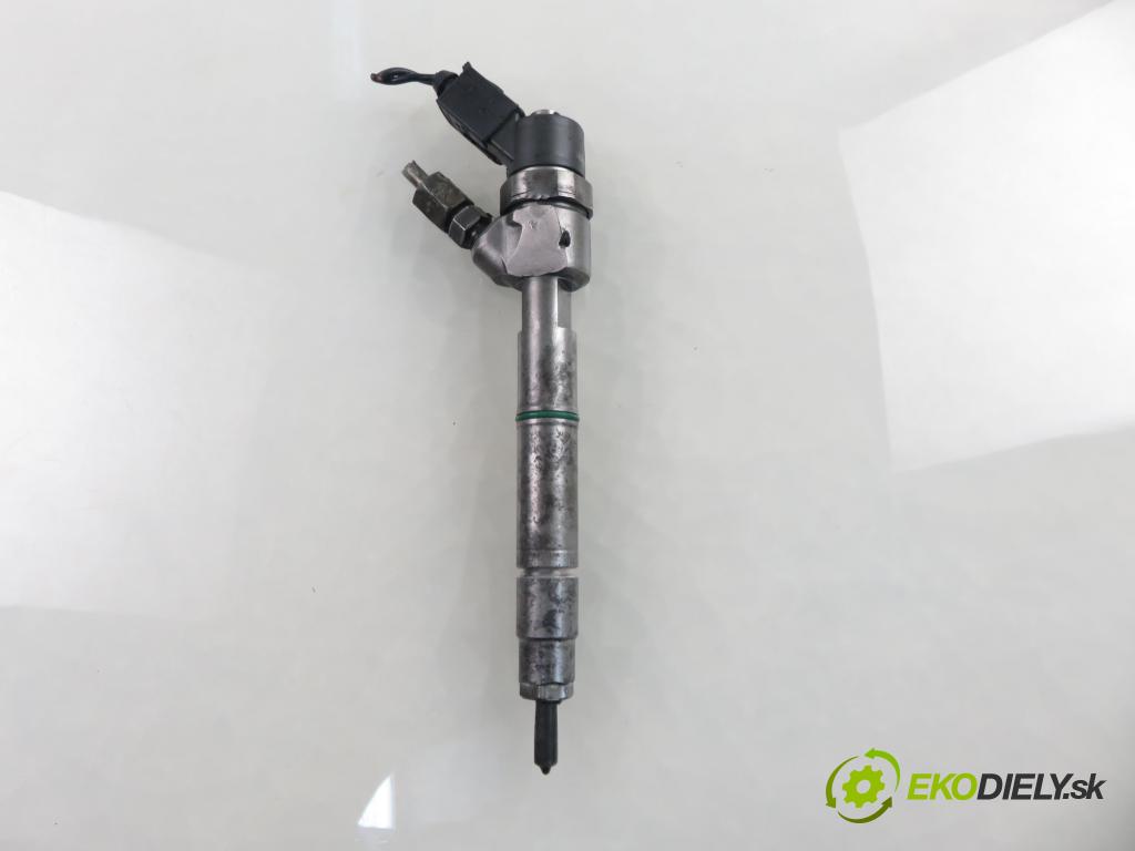 MERCEDES-BENZ KLASA A (W168) HB 2002 70,00 A 170 CDI 95 - OM 668.942 1689,00 vstrekovač 0445110090 ; 6680700887 (Vstrekovač paliva)