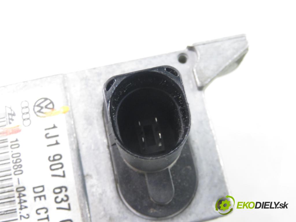 AUDI A3 (8L1) HB 2002 75,00 1.6 8V 102 - BFQ 1595,00 snímač ESP 1J1907637C ; 10098004442 ; 1J0907655