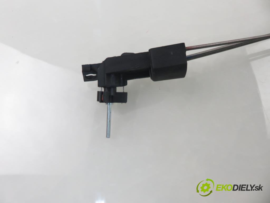 SKODA FABIA I (6Y2) HB 2001 44,00 1.4 MPi 60 - AZE 1397,00 Spätné zrkadlo PM