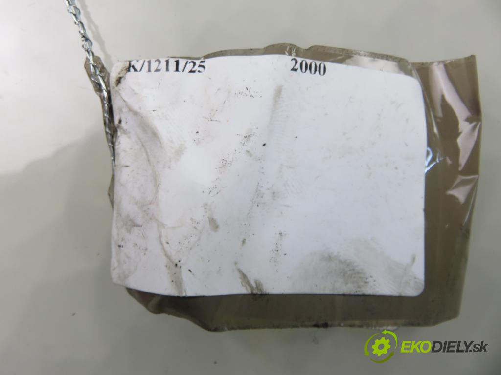 SKODA OCTAVIA I (1U2) LIFTBACK 2000 55,00 1.6 - AEE 1598,00 spinačka 4B0905851C (Spínacia skrinka)