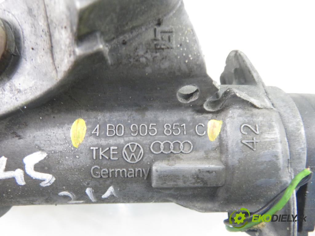 SKODA OCTAVIA I (1U2) LIFTBACK 2000 55,00 1.6 - AEE 1598,00 spinačka 4B0905851C (Spínacia skrinka)