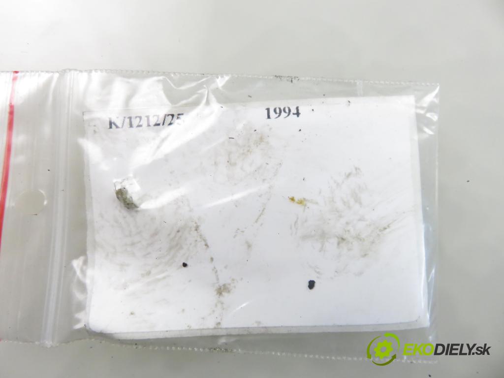 VW PASSAT B3/B4 Variant (3A5, 35I) KOMBI 1994 74,00 1.6 - AEK 1595,00 MCPERSON LP 634951