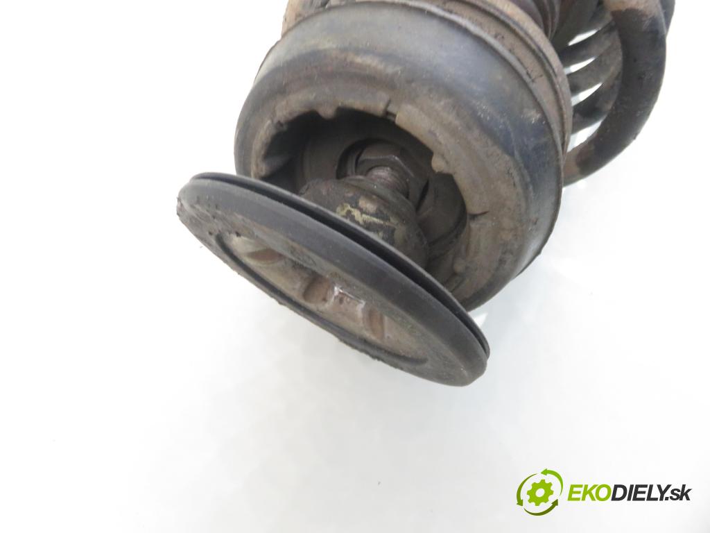 VW PASSAT B3/B4 Variant (3A5, 35I) KOMBI 1994 74,00 1.6 - AEK 1595,00 MCPERSON LP 634951