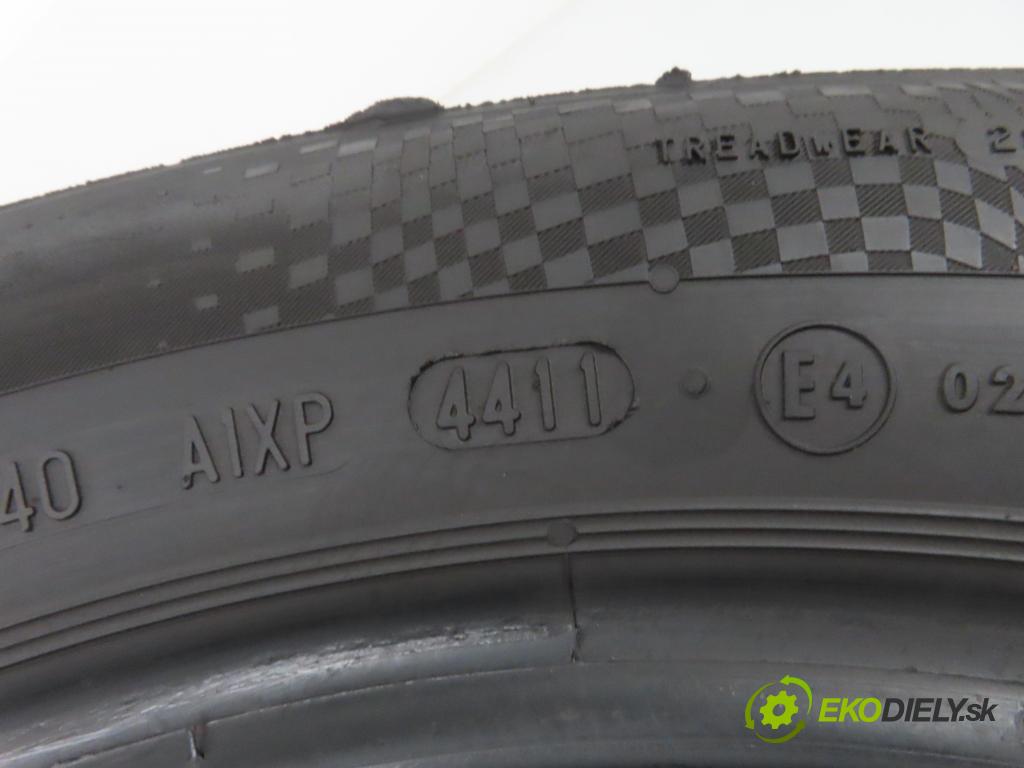 2011    PNEUMATIKY: / PNEUMATIKA: LETNÁ: