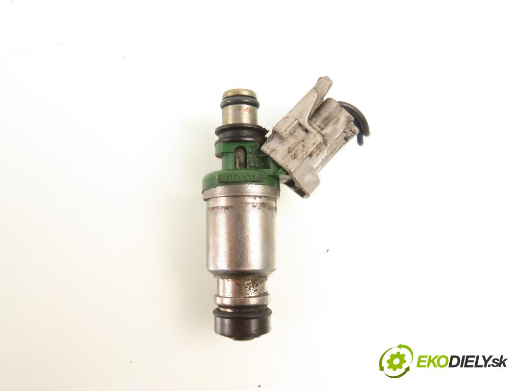 TOYOTA RAV 4 I (_A1_) SUV 1998 95,00 2.0 4WD - 3S-FE 1998,00 vstrekovač 2325074100 (Vstrekovač paliva)