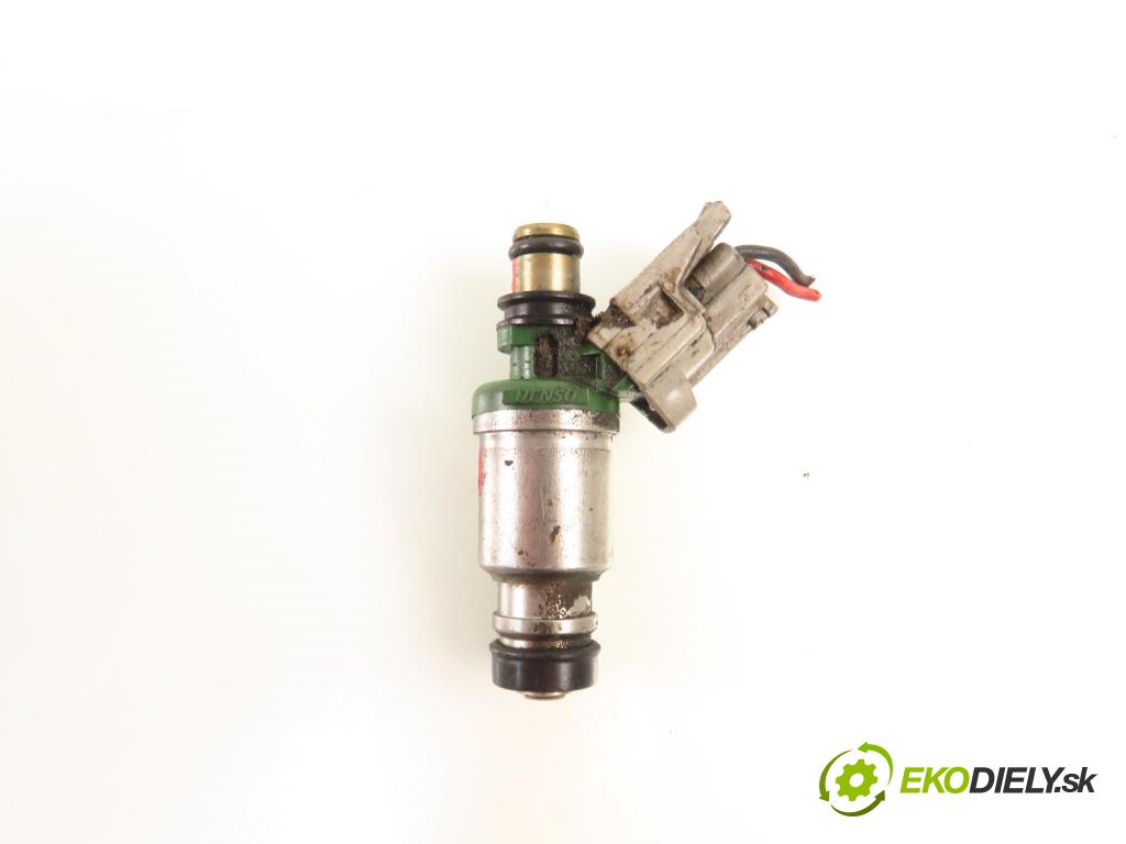 TOYOTA RAV 4 I (_A1_) SUV 1998 95,00 2.0 4WD - 3S-FE 1998,00 vstrekovač 2325074100 (Vstrekovač paliva)