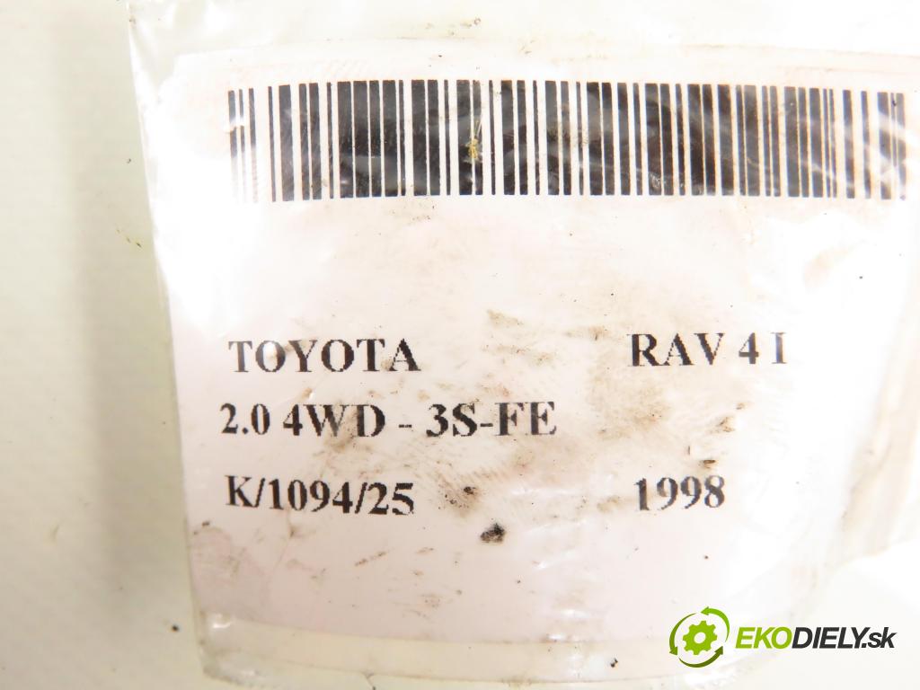TOYOTA RAV 4 I (_A1_) SUV 1998 95,00 2.0 4WD - 3S-FE 1998,00 vstrekovač 2325074100 (Vstrekovač paliva)