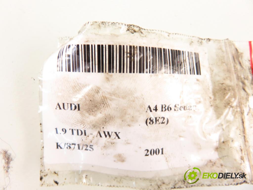 AUDI A4 (8E2, B6) SEDAN 2001 96,00 1.9 TDI PD 130 - AWX 1896,00 Vstrekovač 038130073AR ; 0414720214 (Vstrekovač paliva)