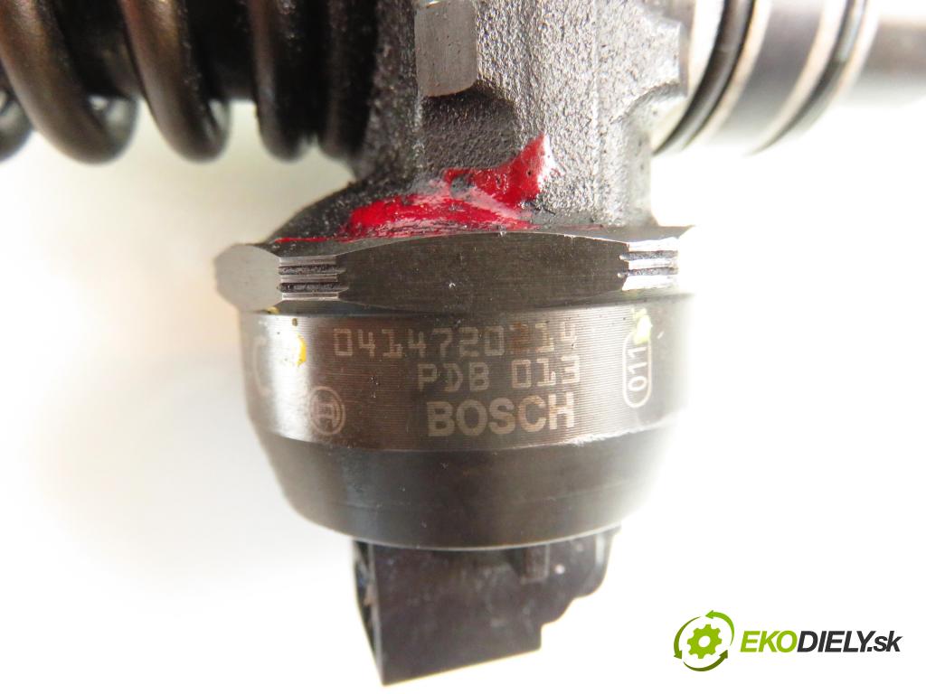 AUDI A4 (8E2, B6) SEDAN 2001 96,00 1.9 TDI PD 130 - AWX 1896,00 Vstrekovač 038130073AR ; 0414720214 (Vstrekovač paliva)