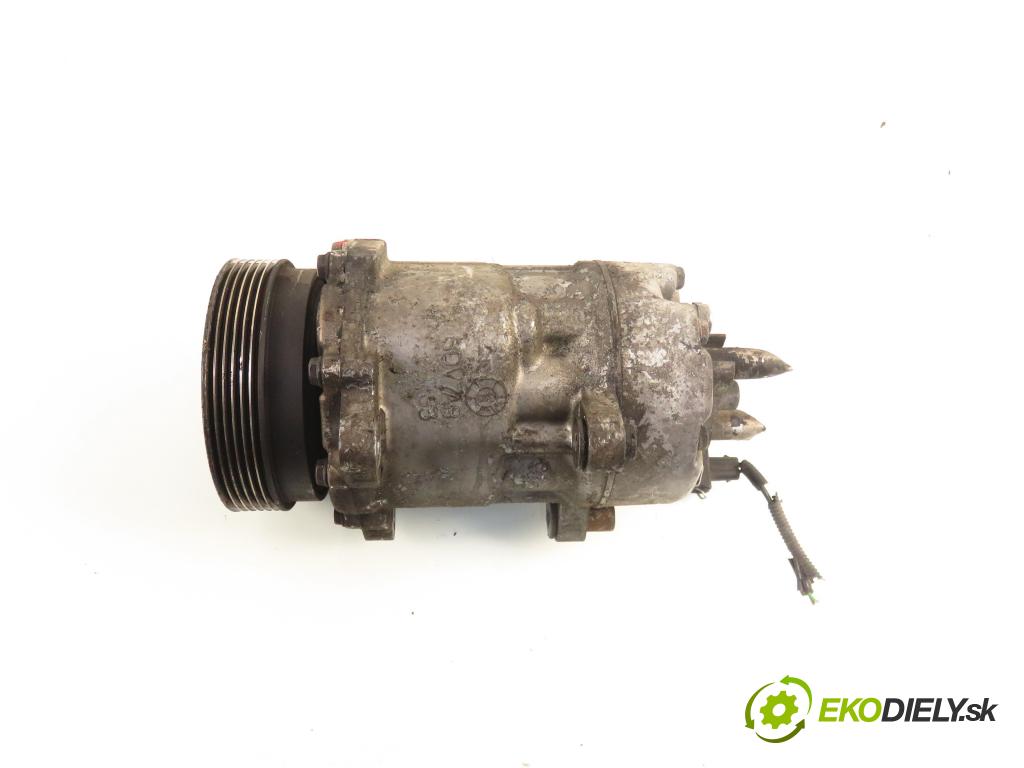 VW PASSAT B3/B4 Variant (3A5, 35I) KOMBI 1994 74,00 1.6 - AEK 1595,00 KOMPRESOR: klimatizace 1H0820803D (Kompresor klimatizace)