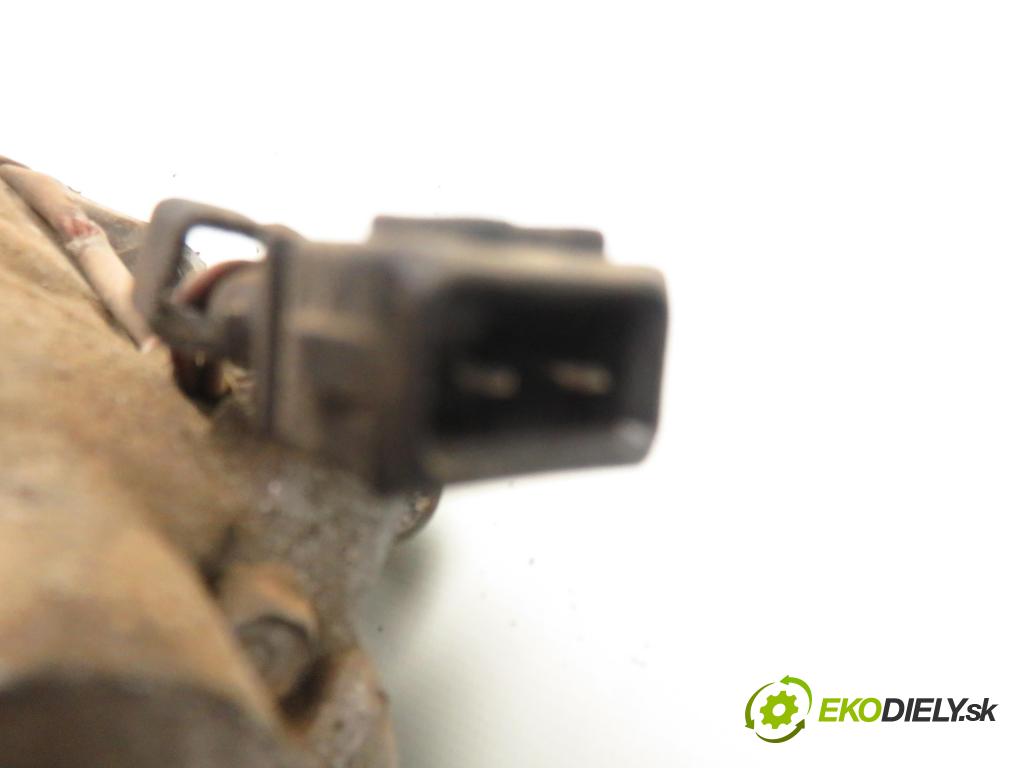 VW PASSAT B3/B4 Variant (3A5, 35I) KOMBI 1994 74,00 1.6 - AEK 1595,00 KOMPRESOR: klimatizace 1H0820803D (Kompresor klimatizace)