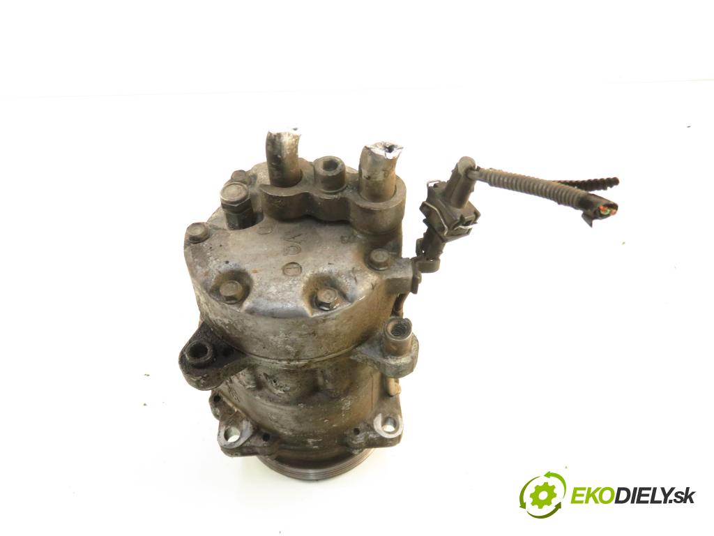 VW PASSAT B3/B4 Variant (3A5, 35I) KOMBI 1994 74,00 1.6 - AEK 1595,00 KOMPRESOR: klimatizace 1H0820803D (Kompresor klimatizace)
