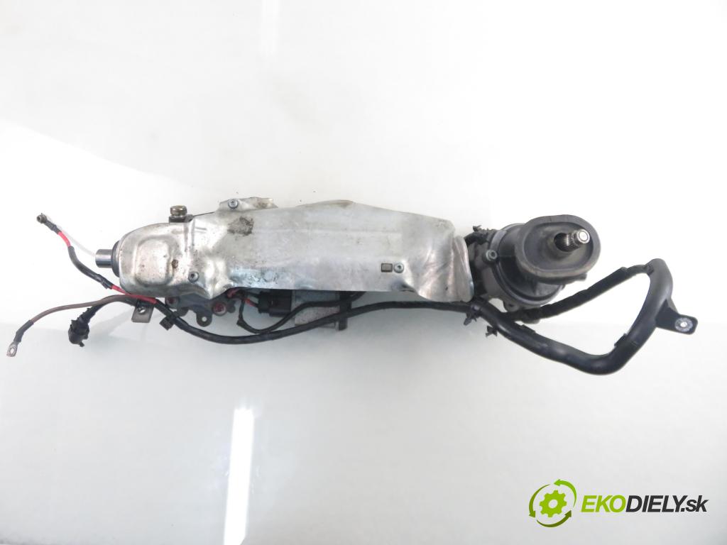VW PASSAT B6 (3C2) SEDAN 2006 103,00 2.0 TDI - BMP 1968,00 řízení ZE posilovačem 3C1423051J ; 1K1909144J ; 7805277179